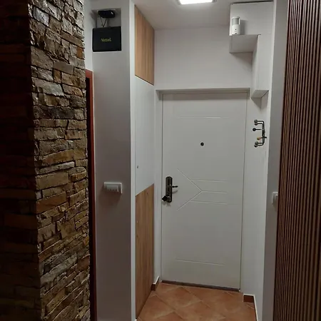 Διαμέρισμα Sapat Bora