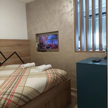 Sapat Bora Apartament